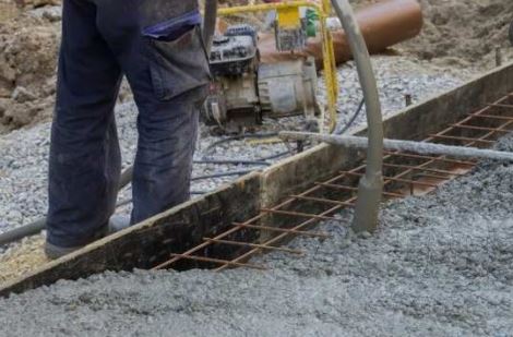 Practical Tips for Using Concrete Vibrators in the Field - 5496
